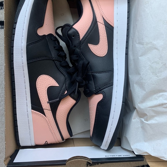 Jordan - Picture 3 of 3